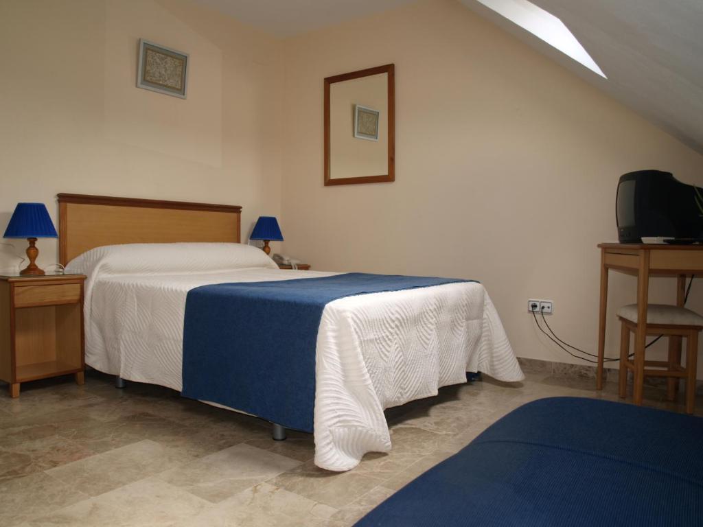 Hotel Al-Yussana Lucena Rom bilde